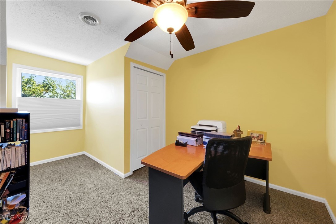 10643 Ashbury Avenue, Cleveland, Ohio image 31