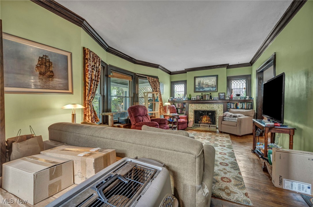 Wayne Ave Sub/S Colshans - Residential