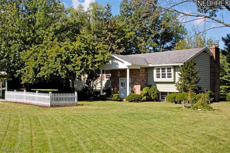Awesome Amherst Location !!! Unique custom built home with over 3,000 Sq Ft of usable living space !!! located in a quiet neighborhood with no through streets yet just minutes from Town *** Backs up to a Huge Apple Orchard with loads of privacy *** Up to 6 bedrooms are possible or have a private office and playroom/flex rm and still 4 large bedrooms including a Master Suite with bath and Walk in closet...Check out the Photos and set up your private viewing Today.