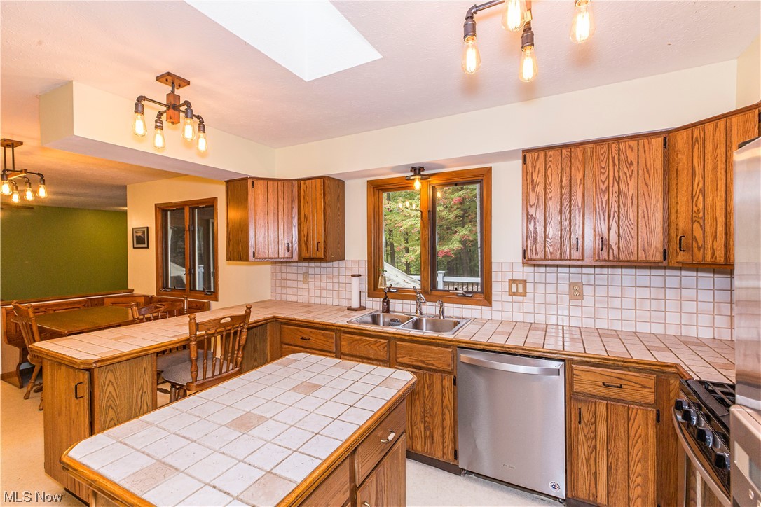 Walton Hills Barclay - Residential