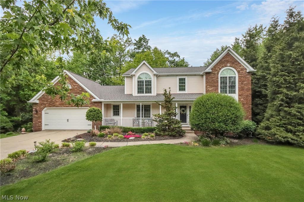 Photo of 8015 Hansom Place, Mentor, OH 44060 (MLS # 5216307)