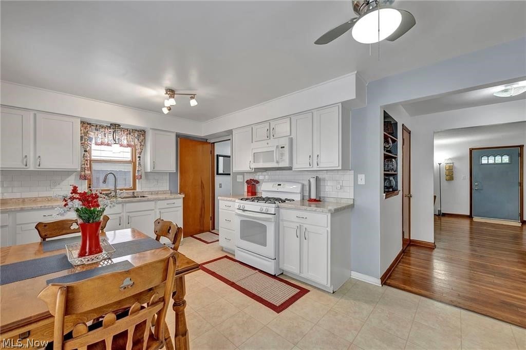 Photo of 9309 Garfield Boulevard #1, Garfield Heights, OH 44125 (MLS # 5220297)
