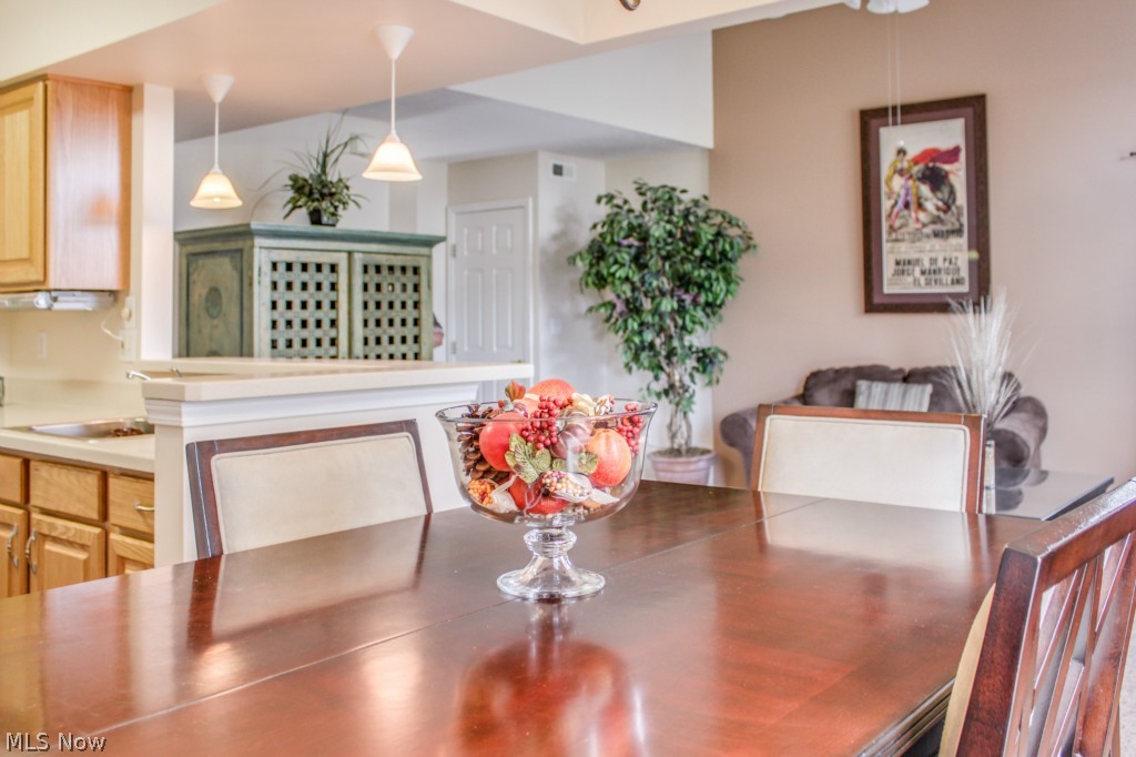Edgebrook Condo Ph 04 - Residential