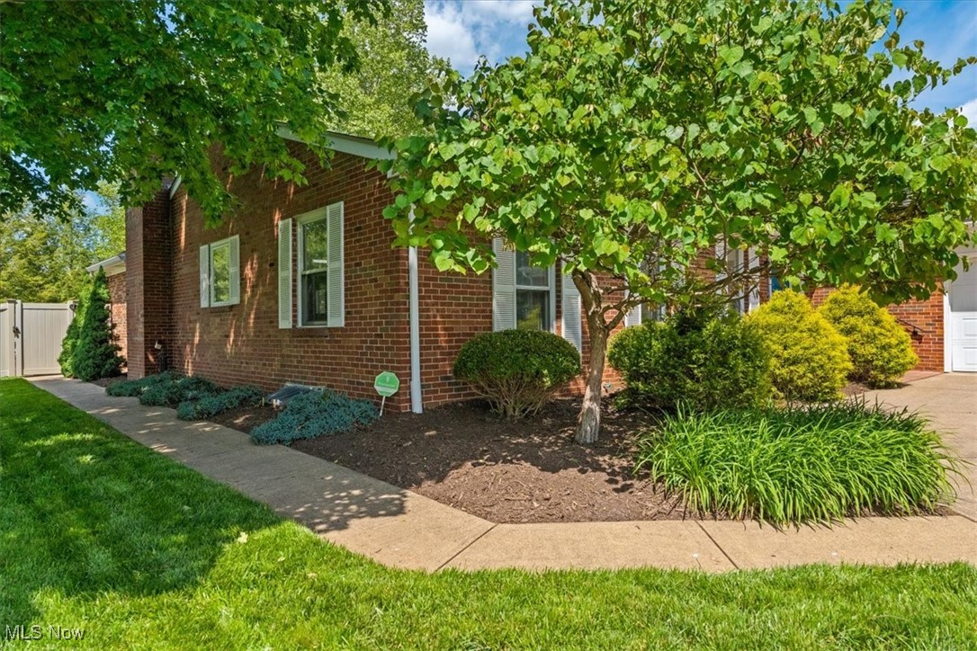 102 Iroquois Drive, Marietta, Ohio image 3
