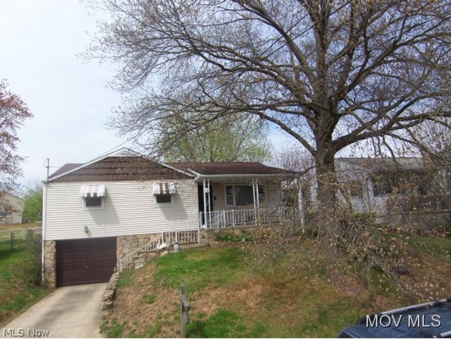 Priced to sell.  This house has so much potential.  Great features.  Hardwood under carpet (except kitchen, and bath), High ceilings in bsmt (ready to finish)., laundry shoot, Whole house fan, gas line for grill just off kitchen door, intercom, unique electrical features, Lift chair from bsmt. Great curb appeal and a level fenced back yard.  Don't miss out, this house will not last.  Elem: Gihon Elementary School  Elem/Bus: N  JrHigh: Edison Jr. High School  JrHigh/Bus: N  High: Parkersburg South High  High/Bus: N  Fire: CIT  Police: CTY  ;SQFT=Fin Above:1066, Fin Total:1066, Unfin Bsmt:1066, Unfin Above:1066, Unfin Total:Y;GAR= Heated, Opener(s)