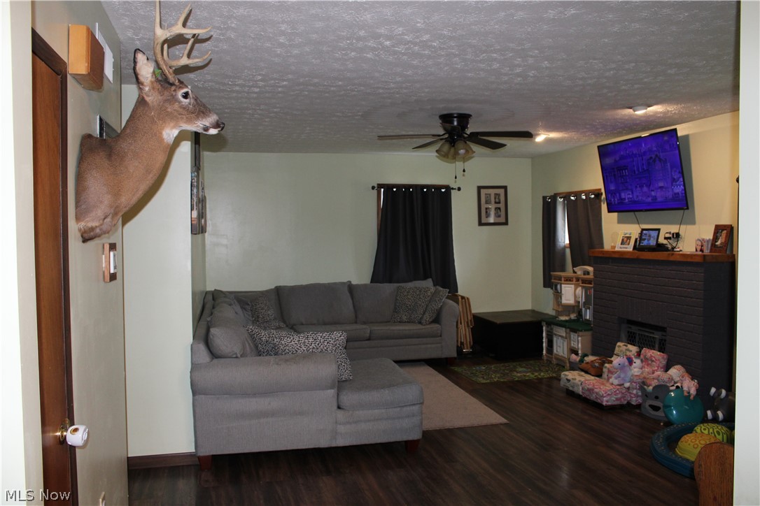 East River Garden - Residential