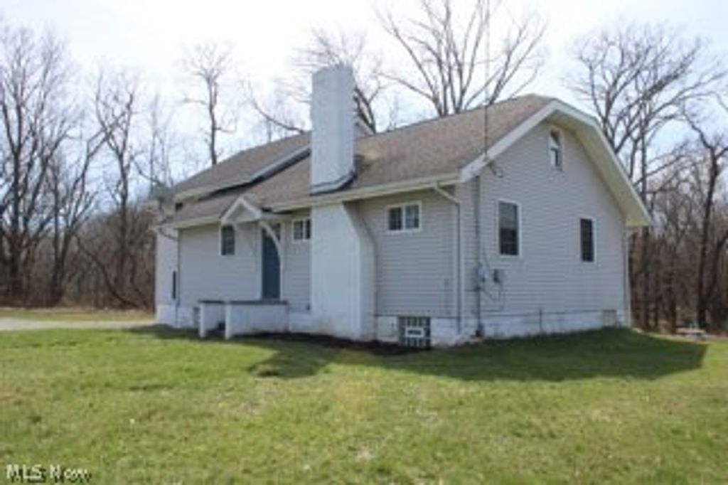 Photo of 2254 Milton Boulevard, Newton Falls, OH 44444 (MLS # 5196714)