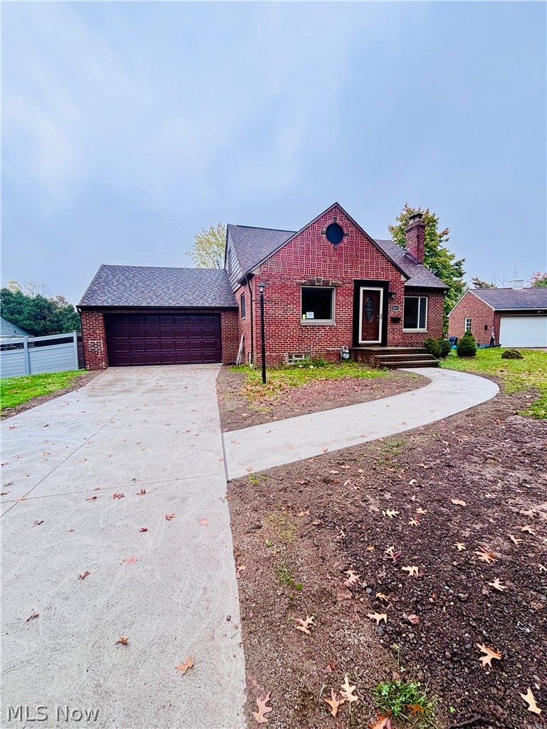 5817 Flower Drive