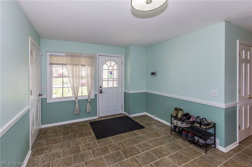 Photo of 4607 Woodside Avenue NW, Canton, OH 44709 (MLS # 5199276)