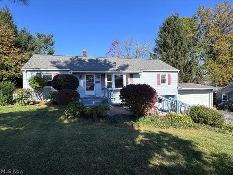 Photo of 378 Park Avenue, Chardon, OH 44024 (MLS # 5252226)