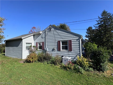 Tiny photo for 378 Park Avenue, Chardon, OH 44024 (MLS # 5252226)