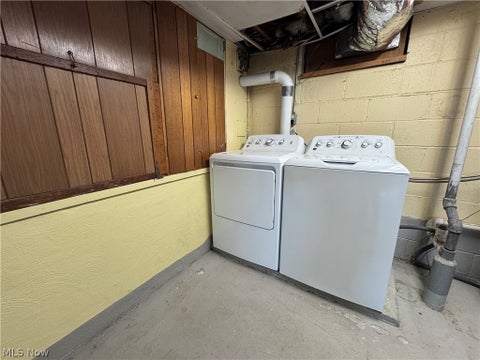 Tiny photo for 378 Park Avenue, Chardon, OH 44024 (MLS # 5252226)