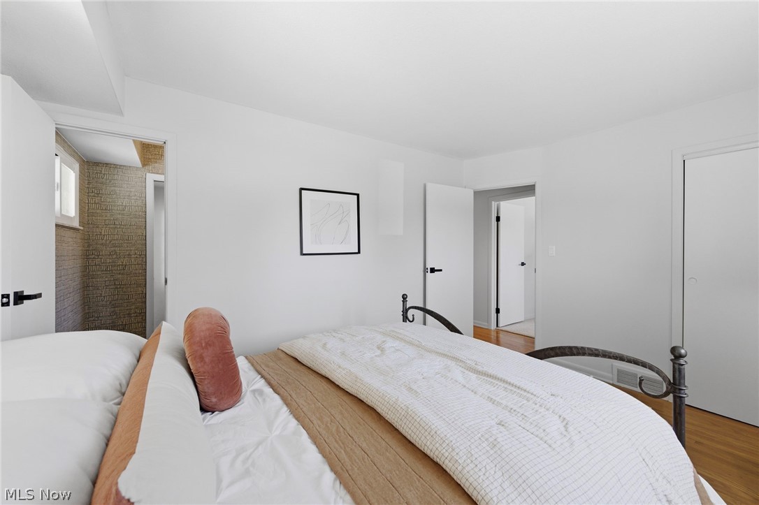 F & F Dev Co Inc - Residential