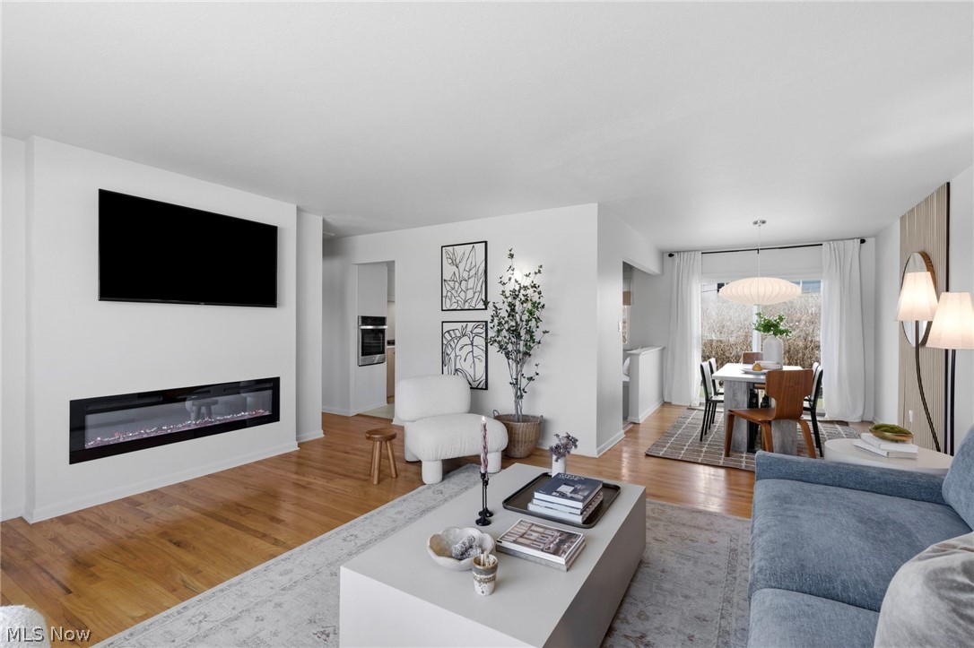 F & F Dev Co Inc - Residential