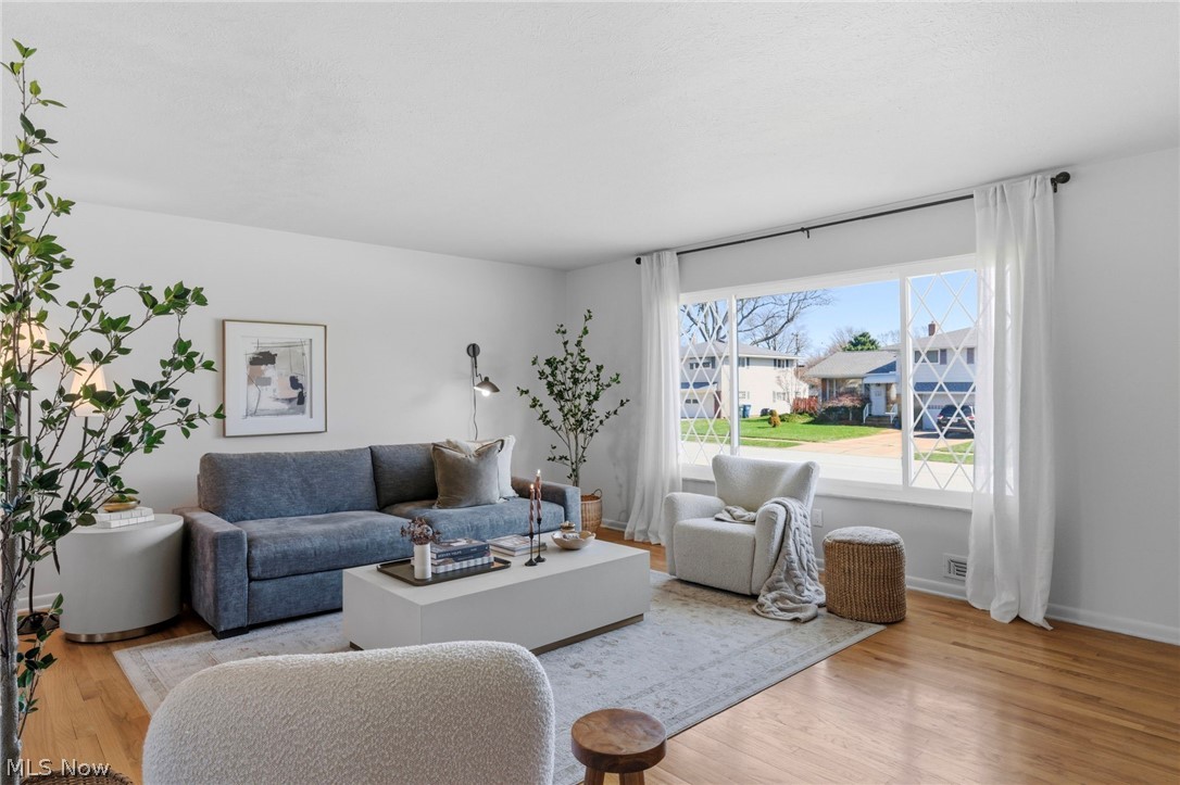 F & F Dev Co Inc - Residential