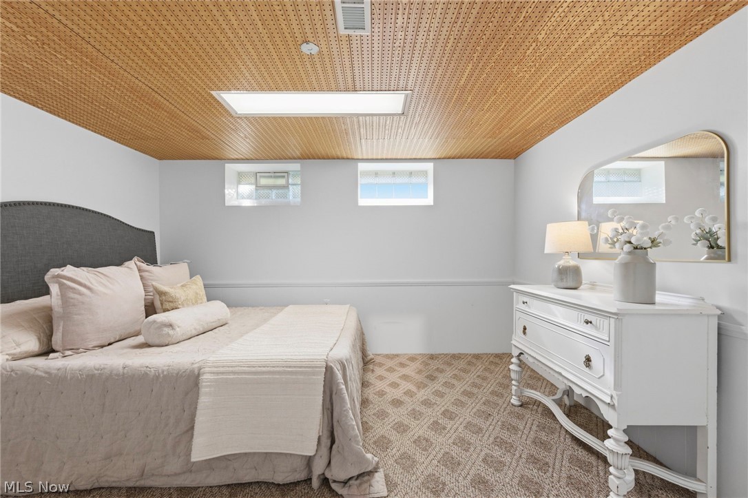 F & F Dev Co Inc - Residential