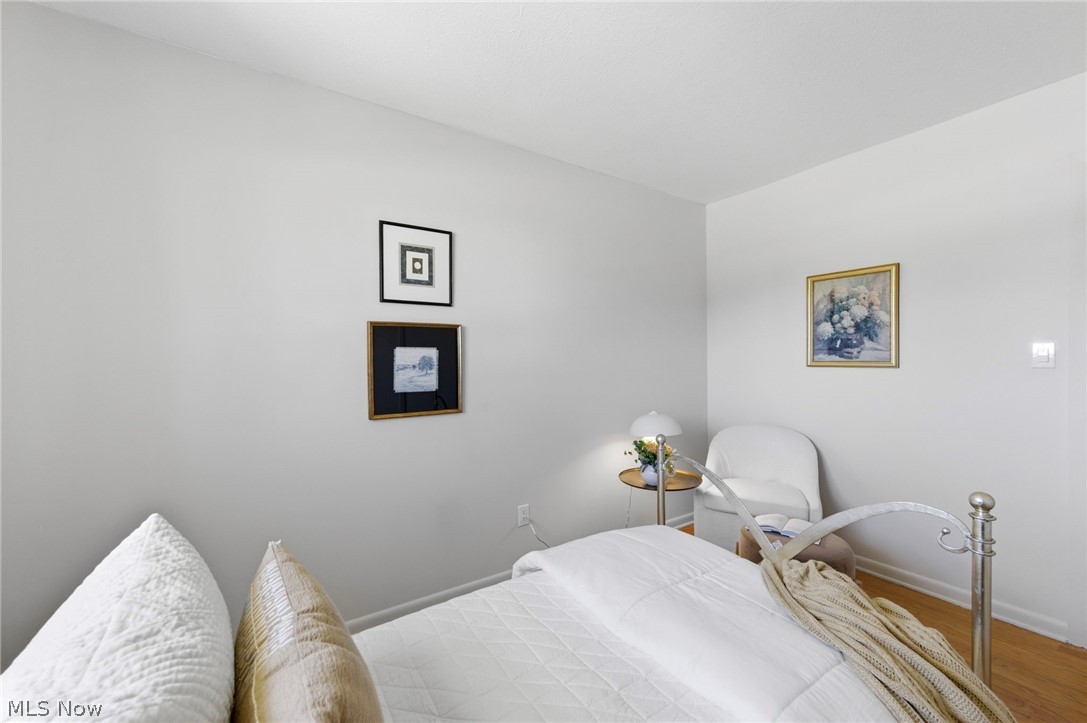 F & F Dev Co Inc - Residential