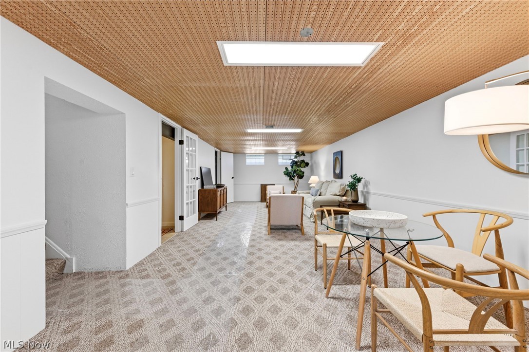 F & F Dev Co Inc - Residential