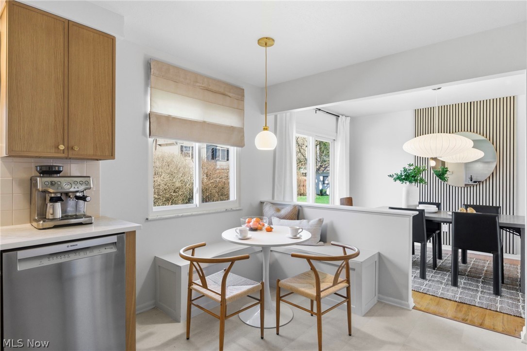 F & F Dev Co Inc - Residential