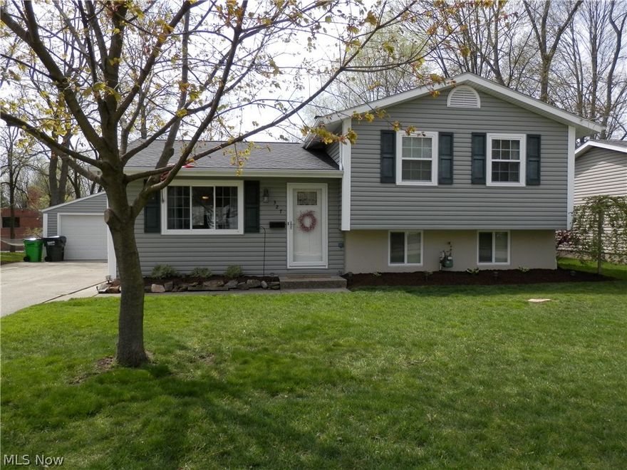 Welcome to 327 Crestview Dr. a beautifully remodeled split level with a lot of character. This home has been nicely updated with granite counter tops in the kitchen and a nice open floor plan on the first level with a neutral paint choice for the entire inside. The beautifully landscaped back yard is perfect for entertaining and being fenced in makes it equally nice for pets or small children. The home is located fairly close to shopping and entertainment but tucked away enough to be out of view of the busy main roads.