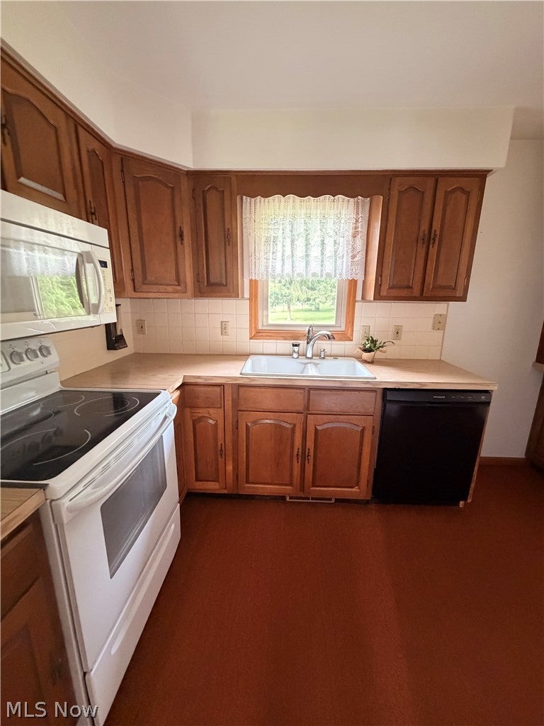3971 Selnik Road
