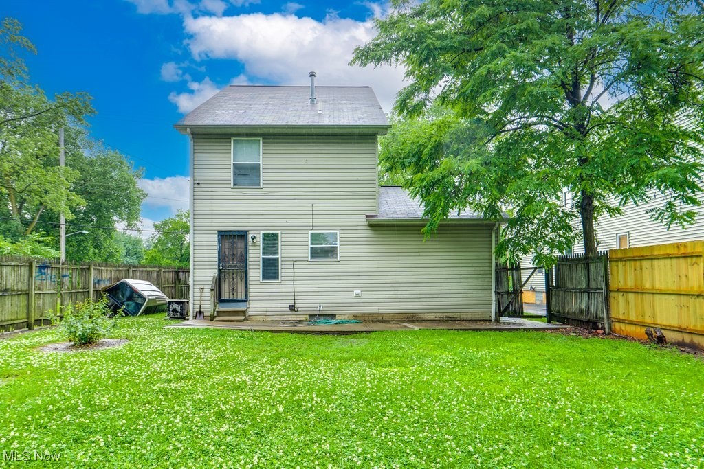823 E 93rd Street