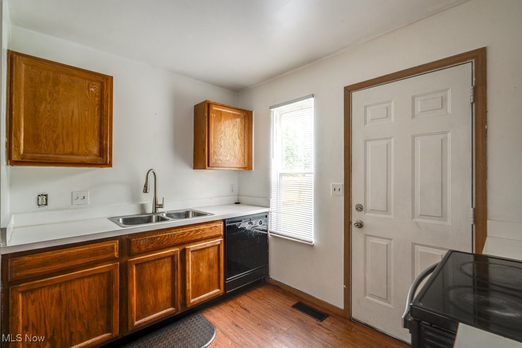 823 E 93rd Street