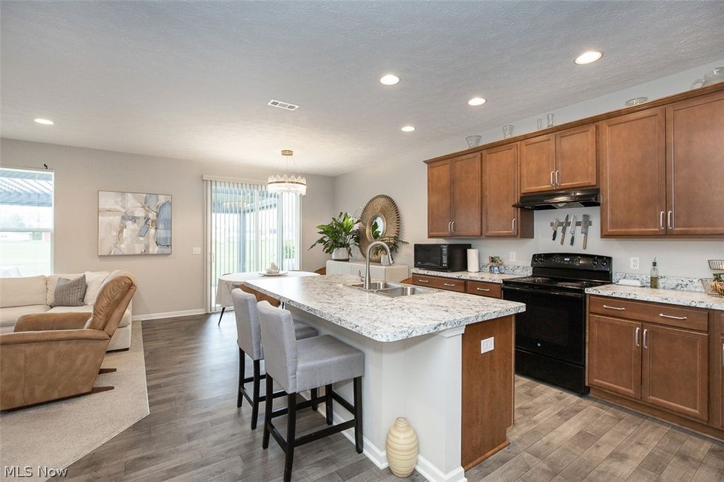 Photo of 701 Cedar Crest Drive, Elyria, OH 44035 (MLS # 5193803)