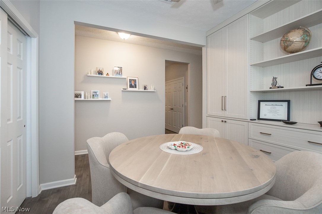 Four Seasons/Chestnut Rdg Sub - Residential