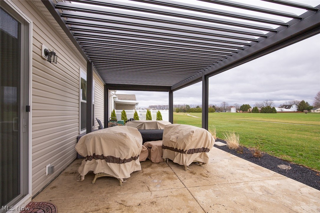 Four Seasons/Chestnut Rdg Sub - Residential