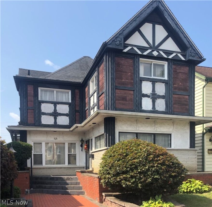 Unique, large 3000 sq. ft, 3 bed, 4 bath home with 2 car attached garage in alley.  Large media room with 2nd kitchen.  Rec room.  Leased hot water tank $22/mo. Deck recently reinforced Make it yours!