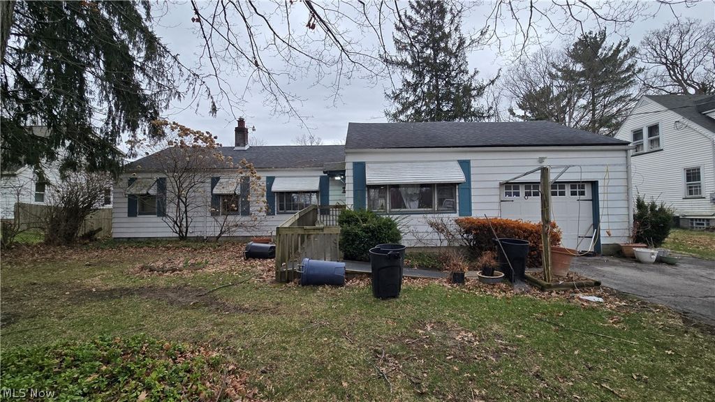 Photo of 237 N Turner Road, Youngstown, OH 44515 (MLS # 5193681)