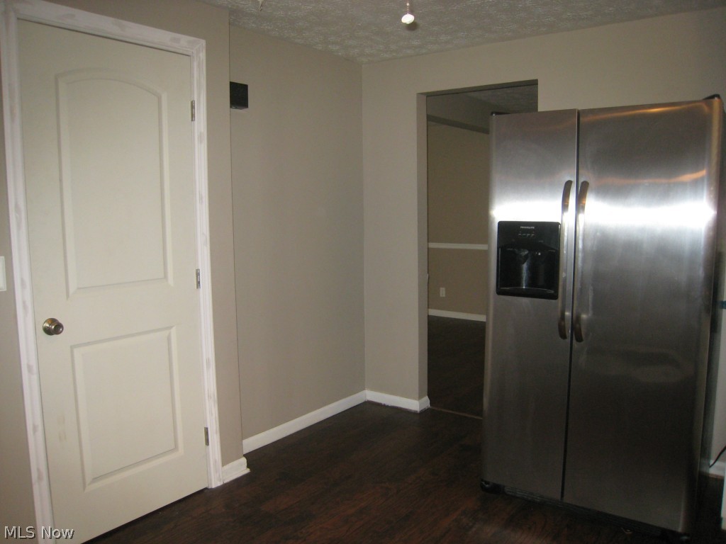 Oakhurst Manor - Residential