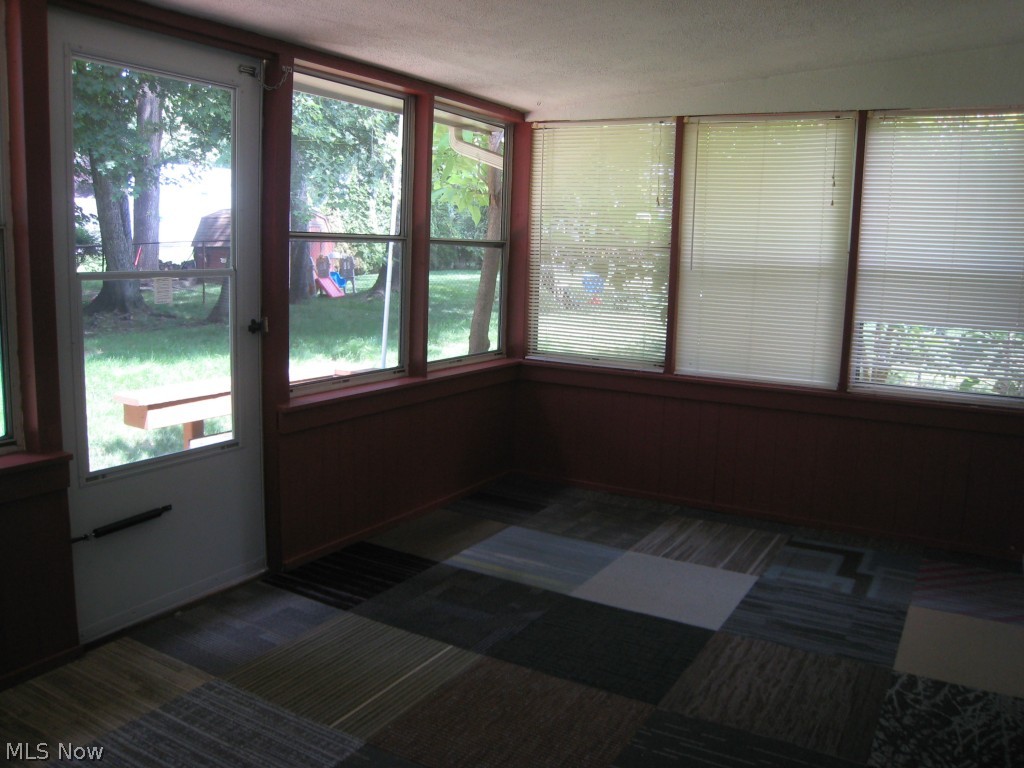 Oakhurst Manor - Residential