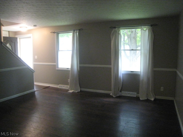 Oakhurst Manor - Residential
