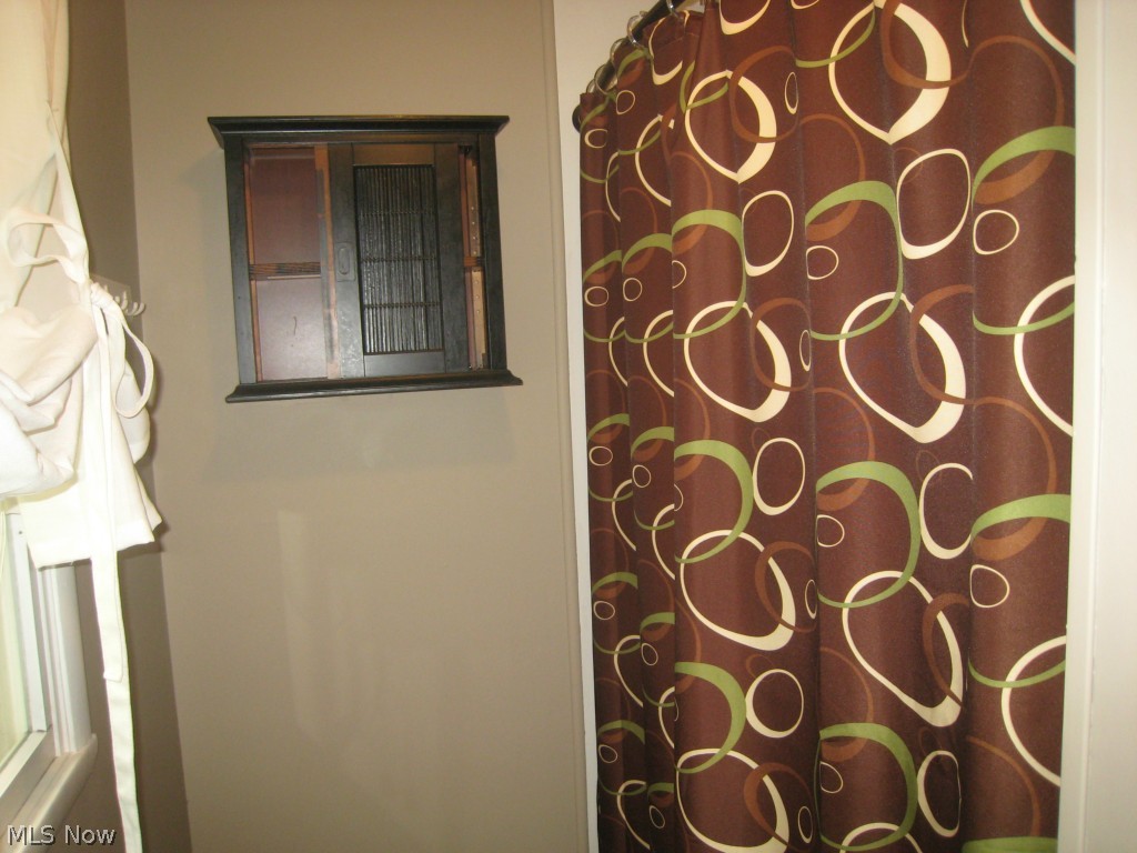 Oakhurst Manor - Residential