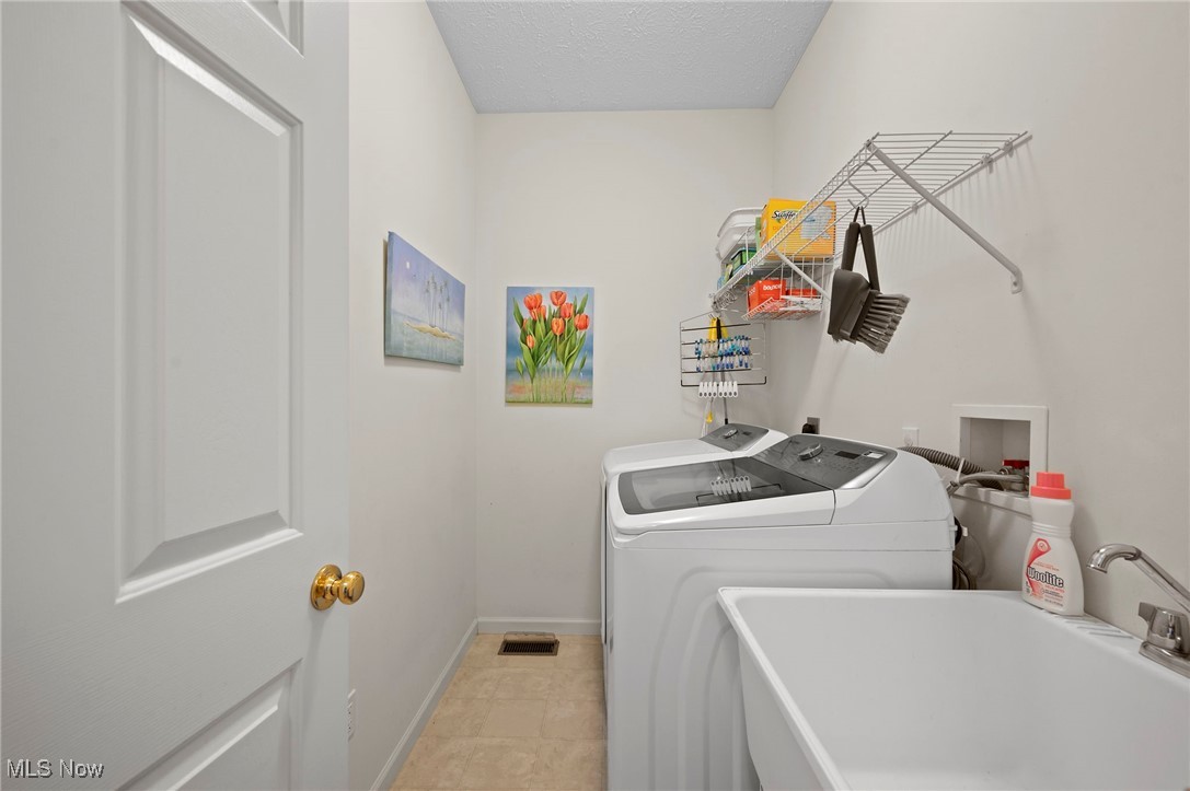 Sandstone Ridge - Residential