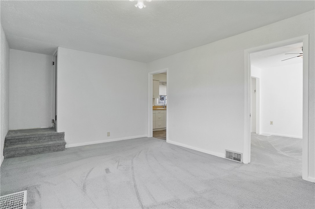 789 S Munroe Road, Tallmadge, Ohio image 18