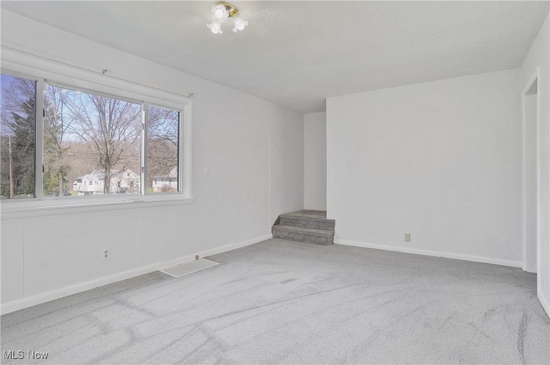 789 S Munroe Road, Tallmadge, Ohio image 19