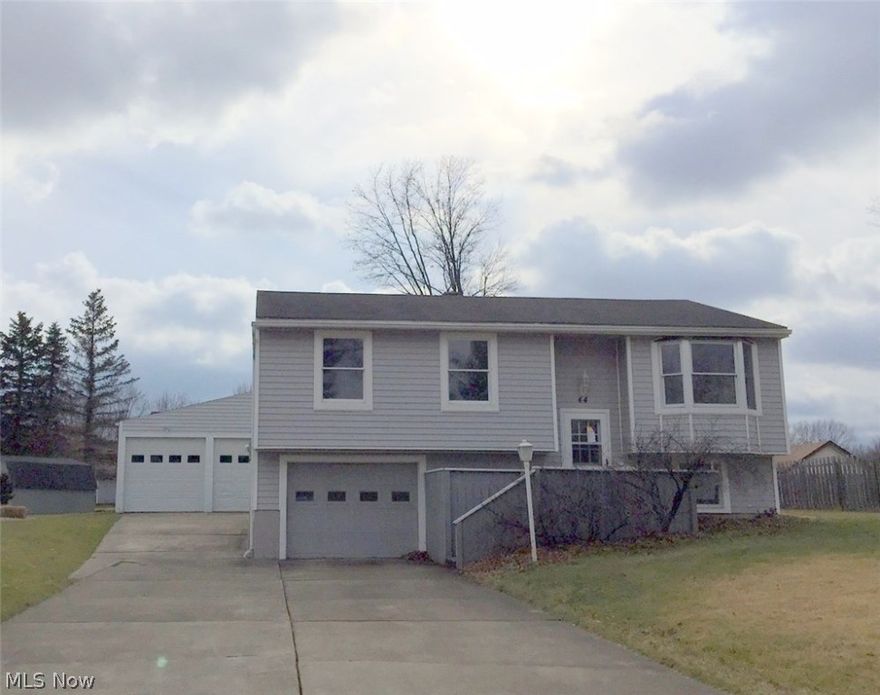 Make a great buy on this three bedroom, 1.5 bath bi-level in an established Niles neighborhood. Highlights include spacious living room, lower-level family room, deck, one-car attached garage and large four-car detached garage. Sold as-is.