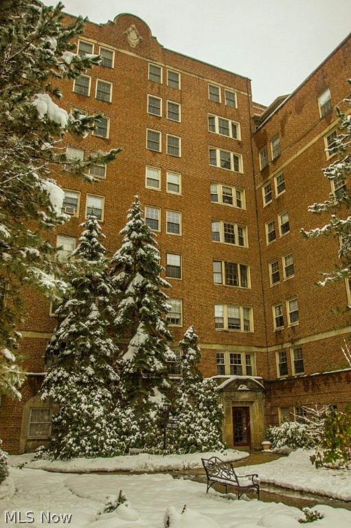 Shaker Courts - Residential