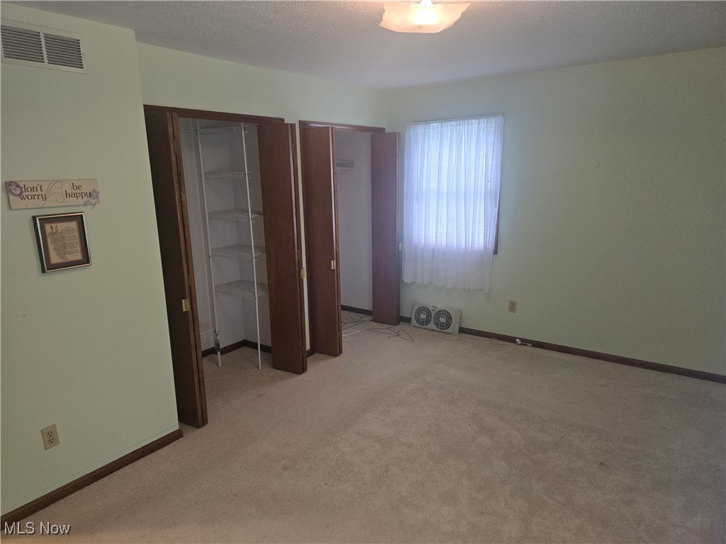 1055 Royal Drive, Amherst, Ohio image 16