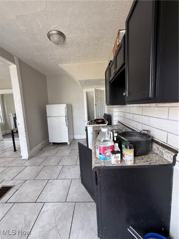 2082 W 98th Street