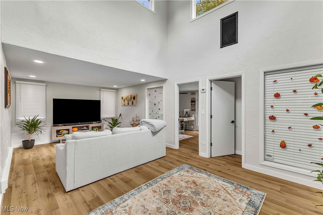 Vermilion/Lk 01 - Residential