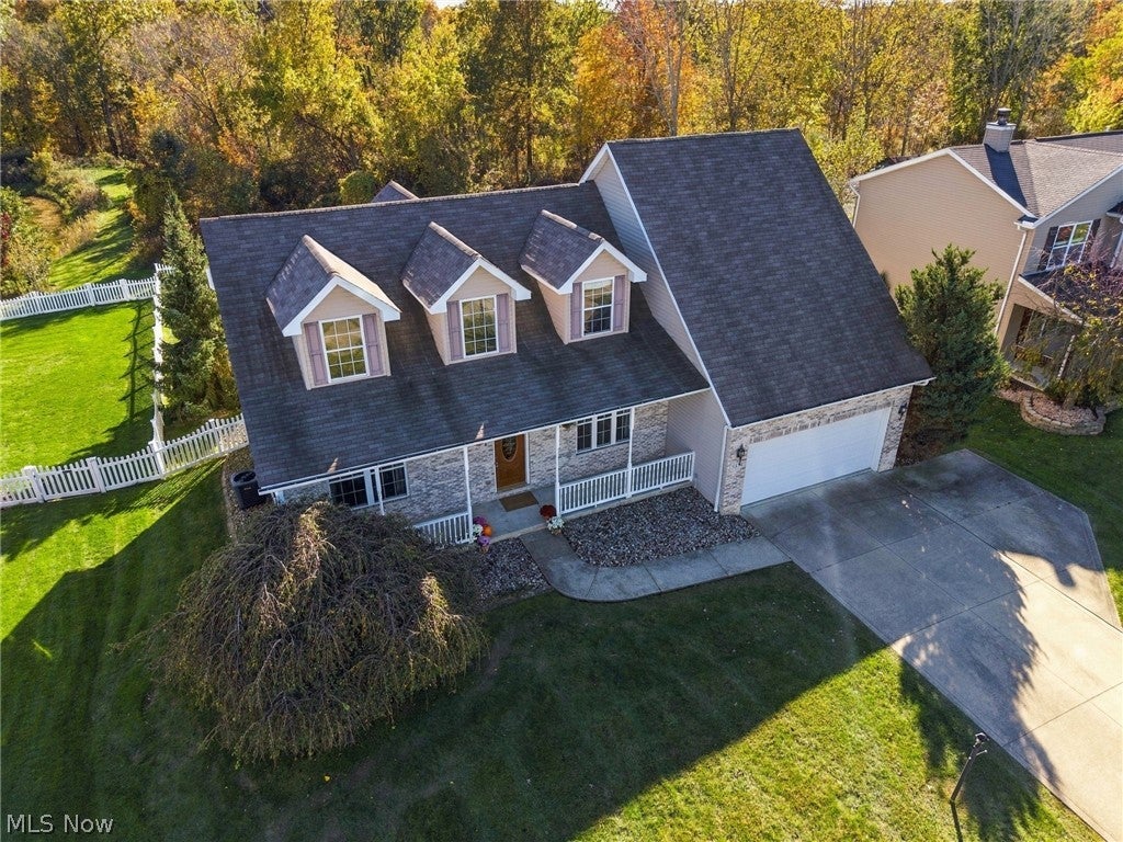 5374 Grovewood Lane