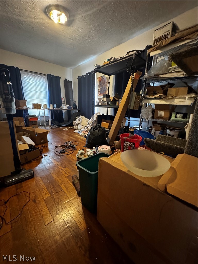 Edgewater Land Co - Residential Income
