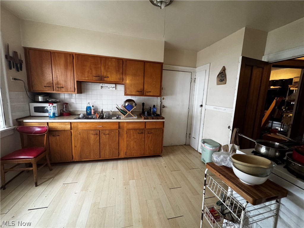 Edgewater Land Co - Residential Income