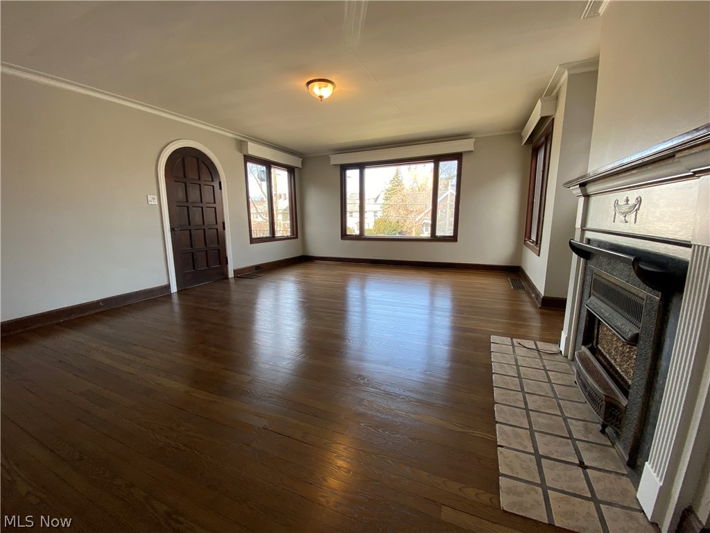 Edgewater Land Co - Residential Income