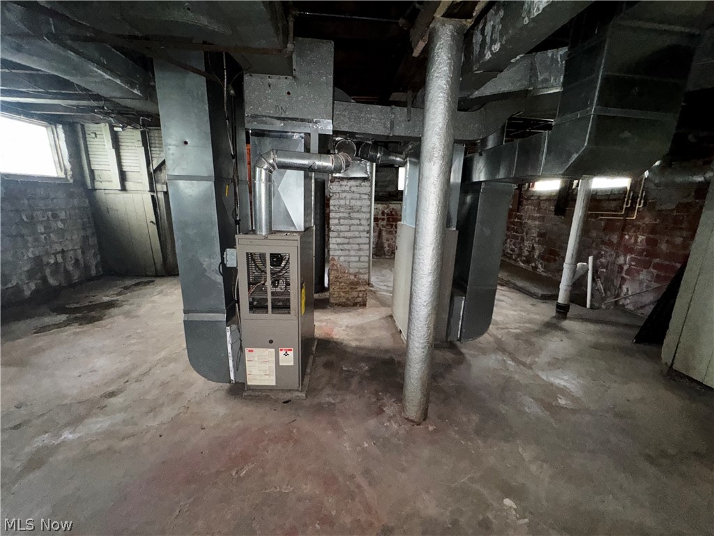 Edgewater Land Co - Residential Income