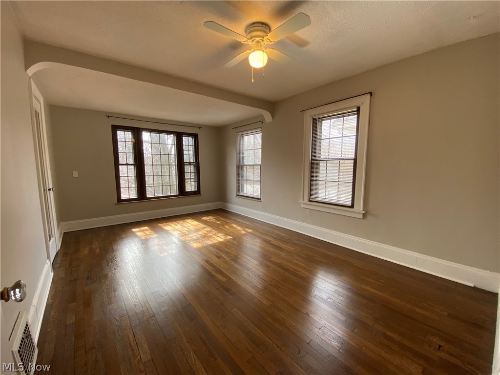 Edgewater Land Co - Residential Income